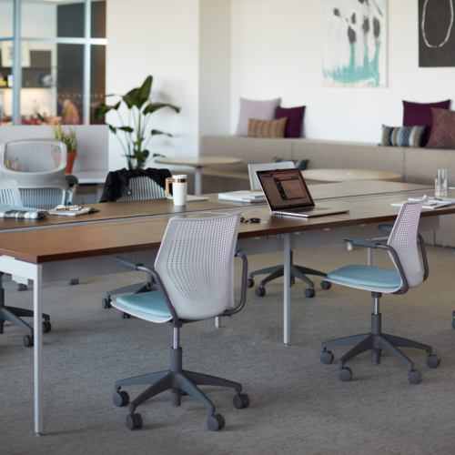 MultiGeneration by Knoll Light Task - 0