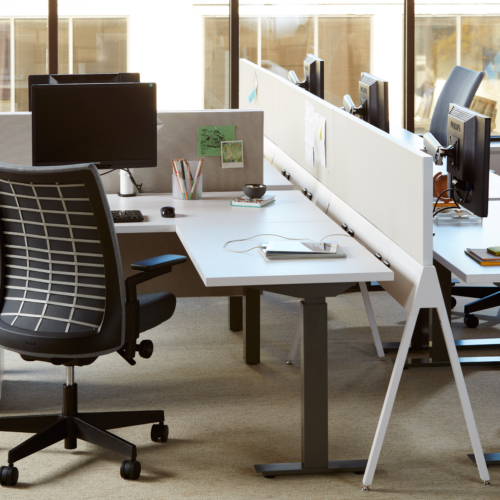 Tone Height-Adjustable Tables - 0