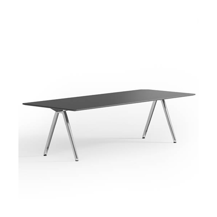 GSD Tables by Keilhauer