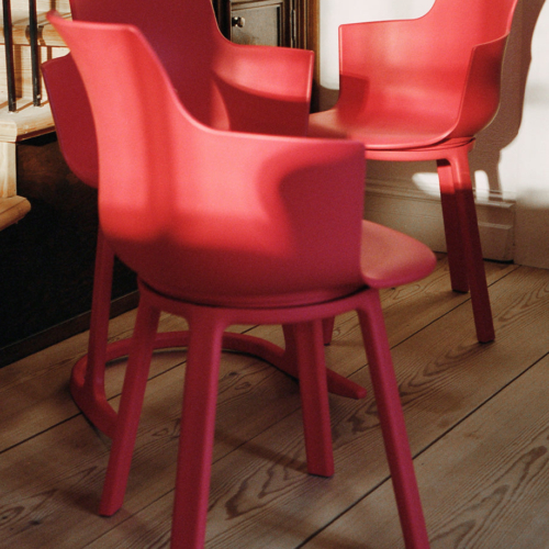 Social® Turn Chair - 0