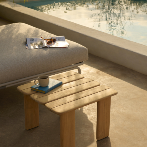 Airy Coffee Table - 0