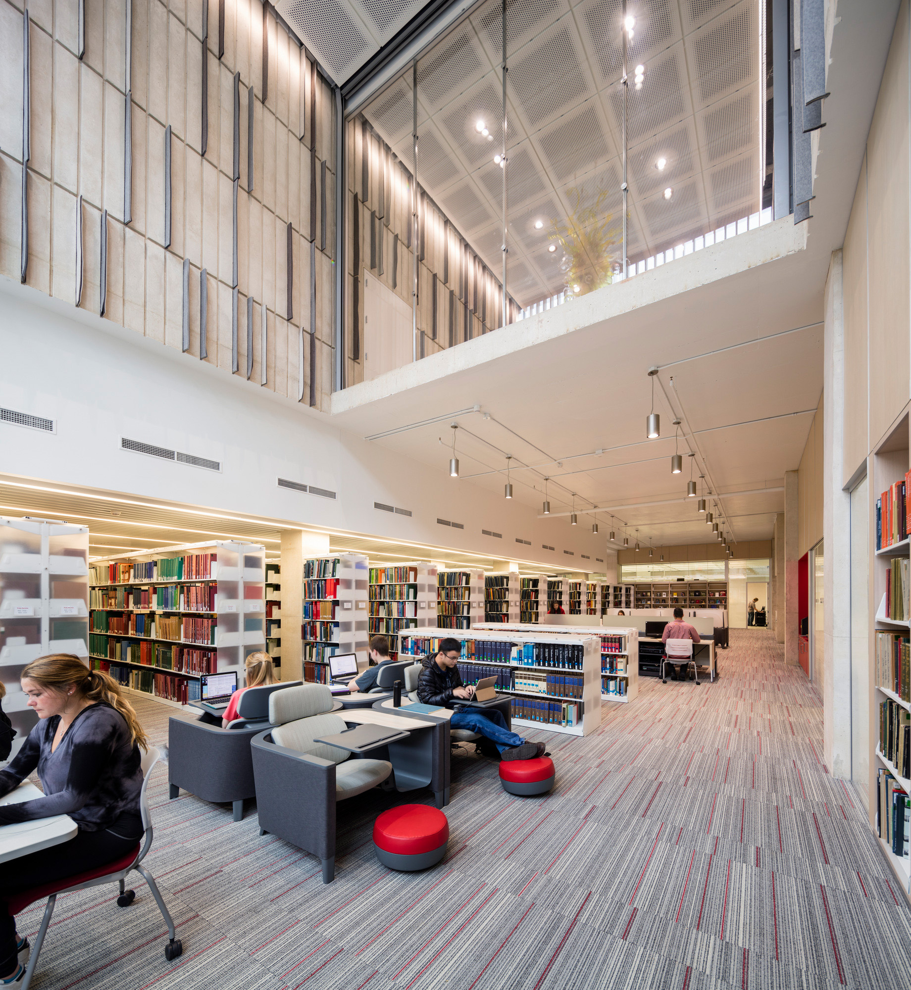 UNIVERSITY OF IOWA VOXMAN SCHOOL OF MUSIC Education Snapshots