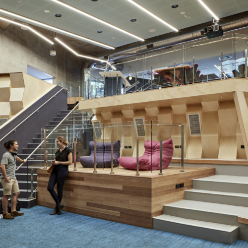 recent Queensland University of Technology Gardens Point Campus – D Block Collaborative Learning Space education design projects