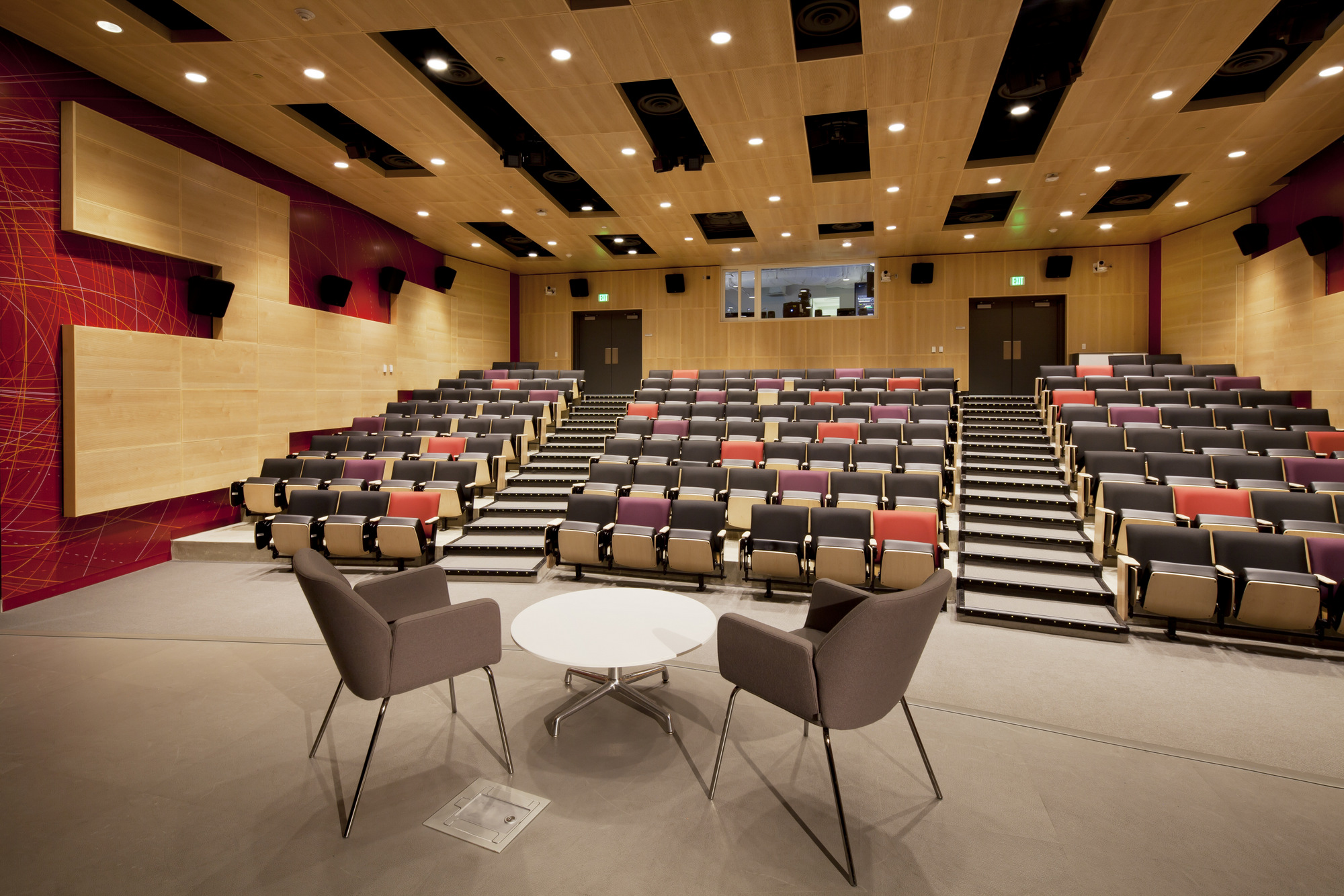 Wallis Annenberg Logo