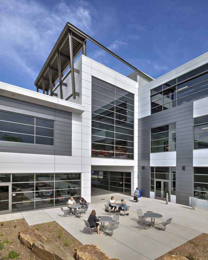 Colorado State University - Nancy Richardson Design Center - 0