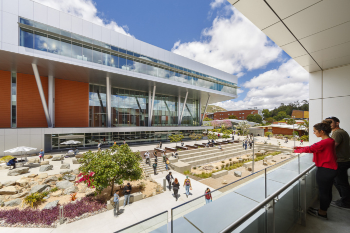 Palomar College - Learning Resource Center - 0