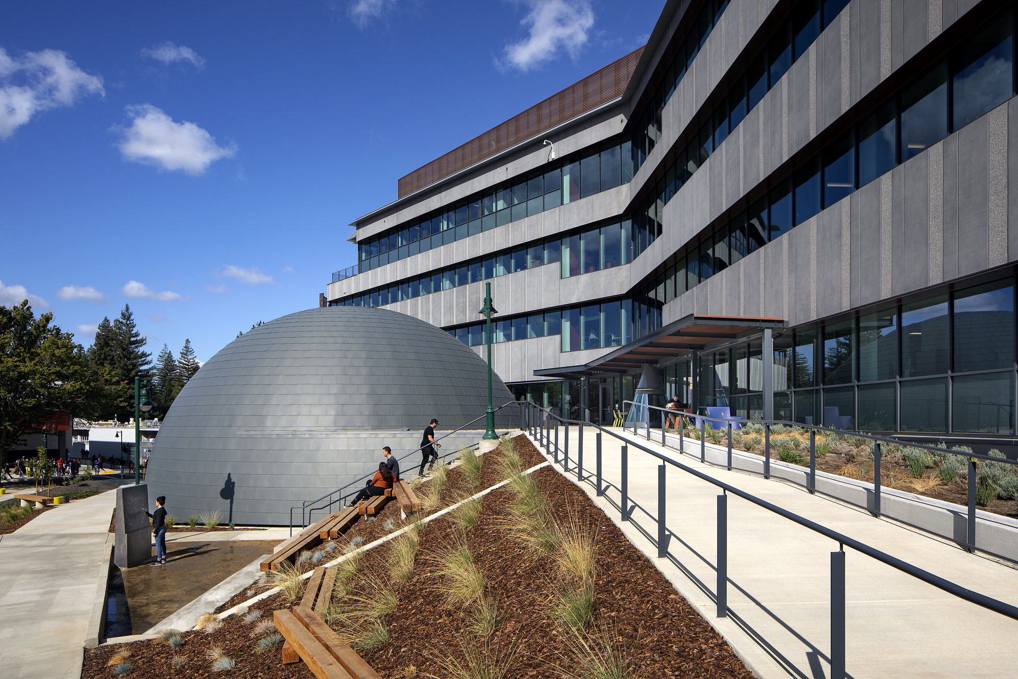 Sacramento State Science Building By CO Architects / Photography ...