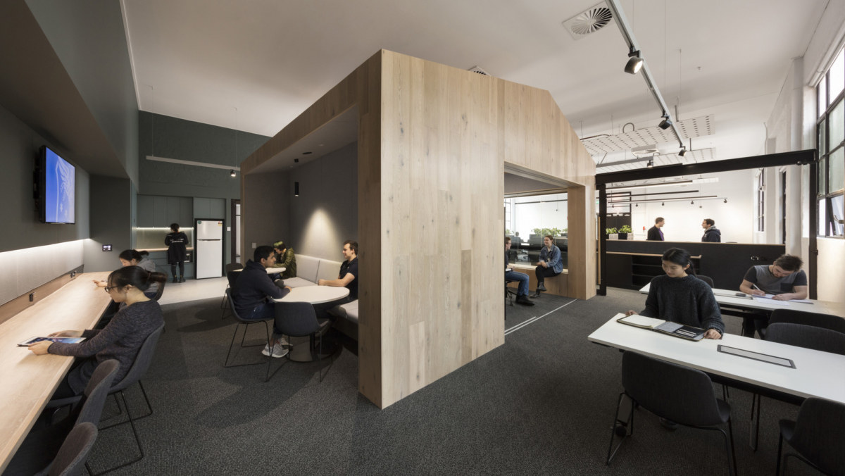 The University of Melbourne - Engineering Workshop and Student Spaces ...