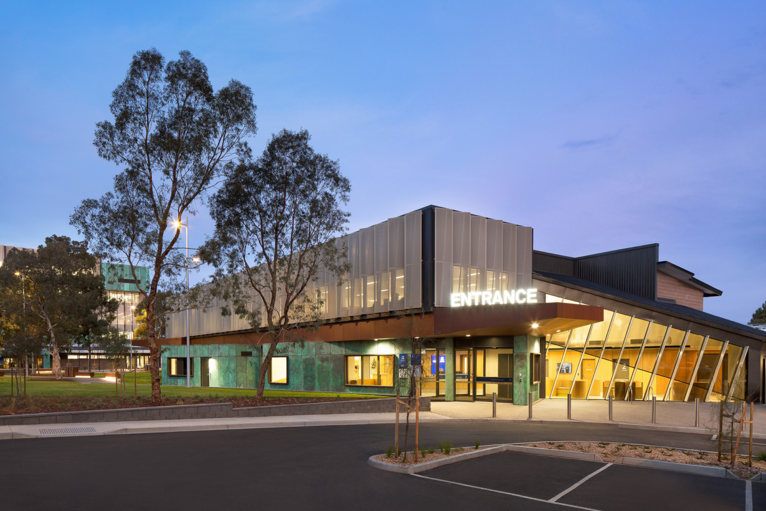 The University of Melbourne Veterinary School Education Snapshots
