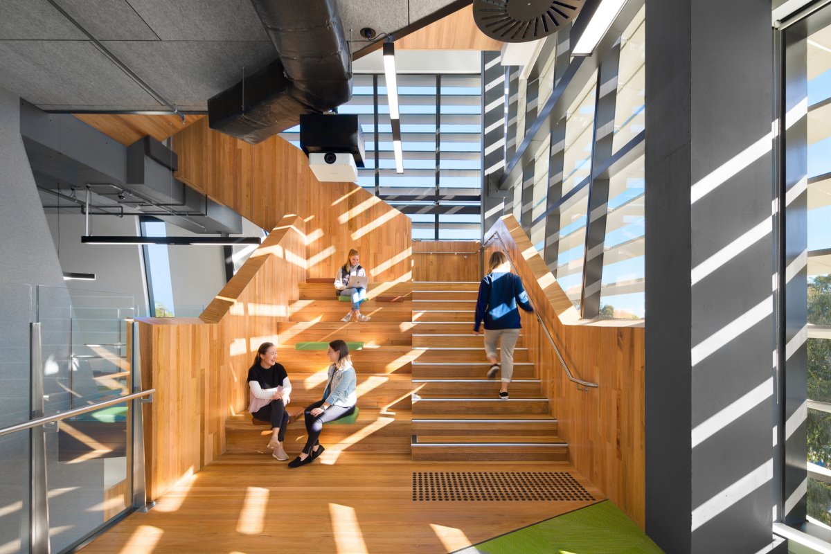 The University of Melbourne - Veterinary School - Education Snapshots