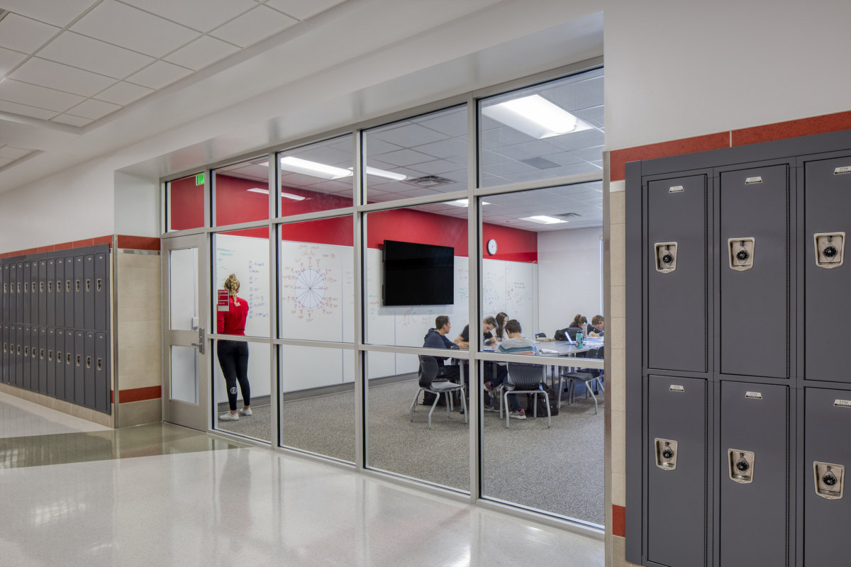 Mountain Ridge High School Education Snapshots