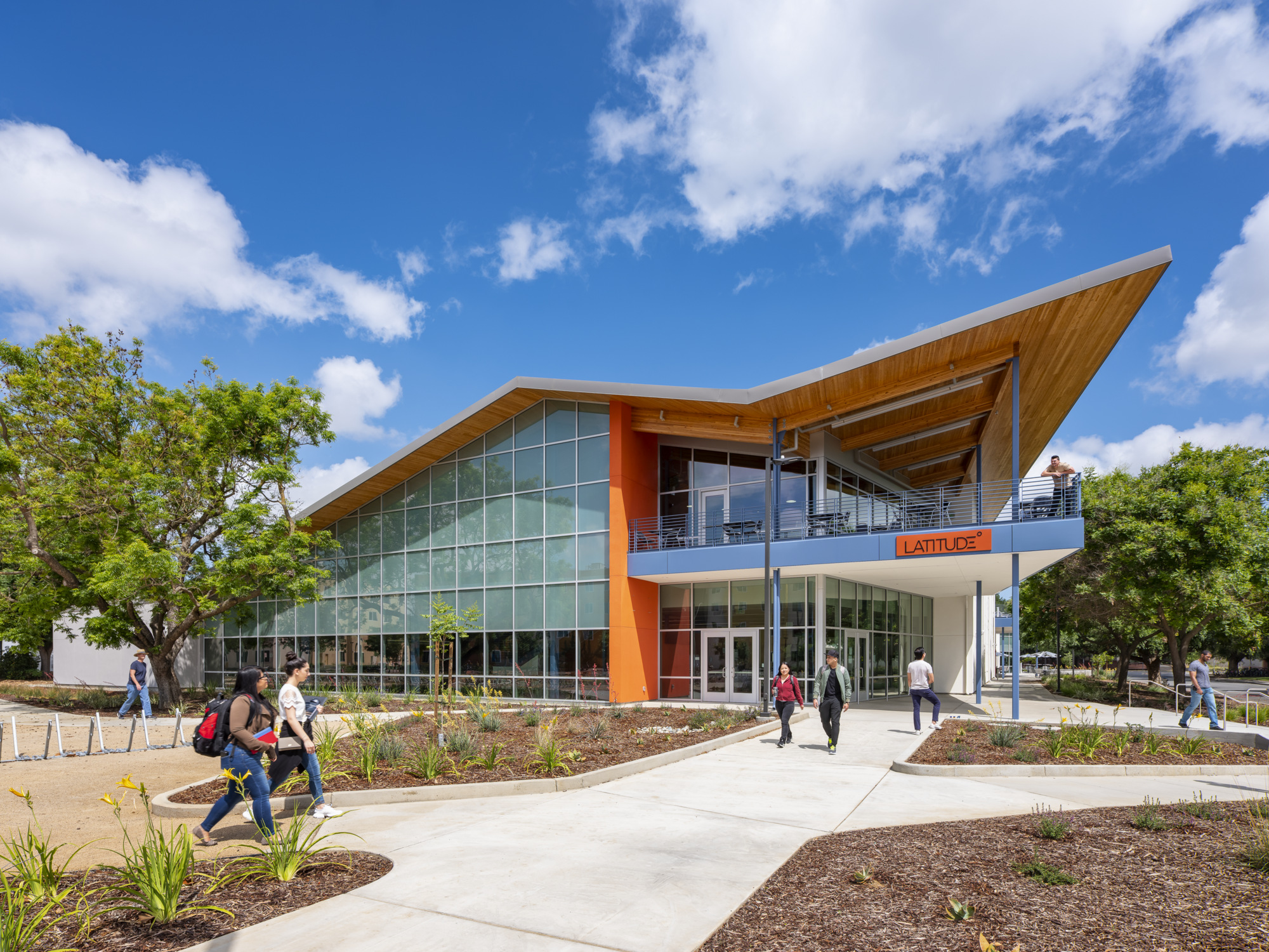 University of California, Davis Latitude Dining Commons Education