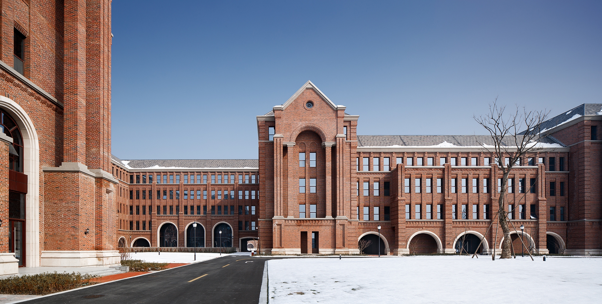 International Campus of Zhejiang University - Education