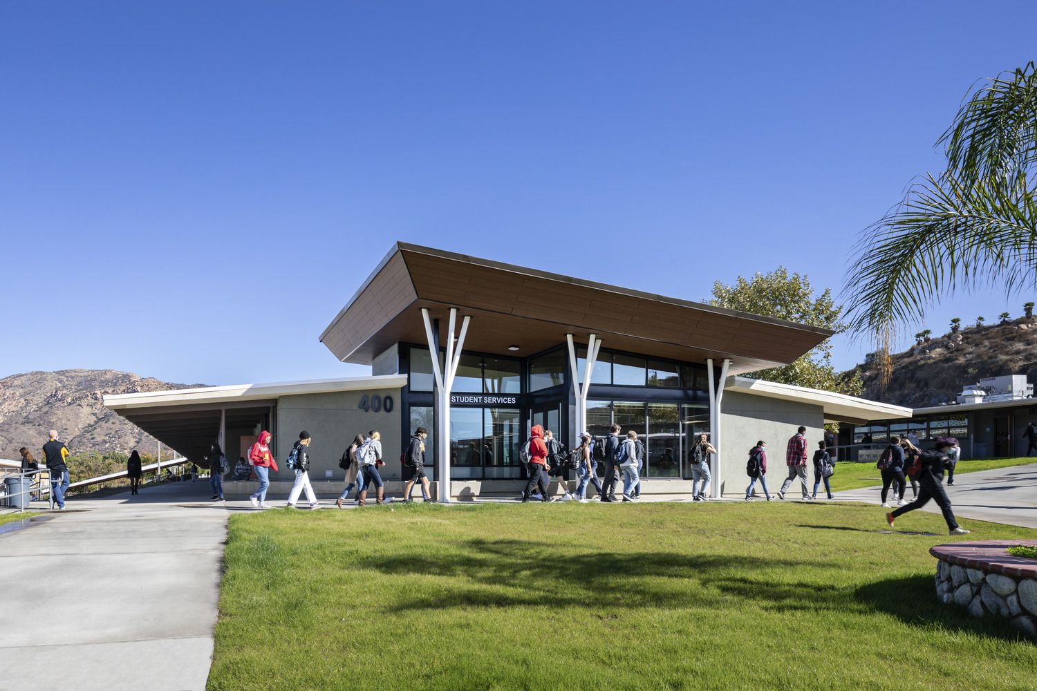 El Capitan High School Administration and Classroom Building Modernization Education Snapshots