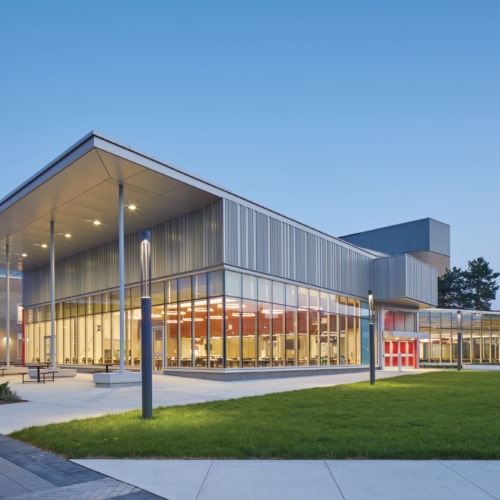 recent Seneca College – Newnham Campus Food Hall education design projects