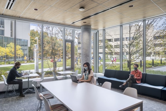 University of Chicago - Woodlawn Residential and Dining Commons - 0