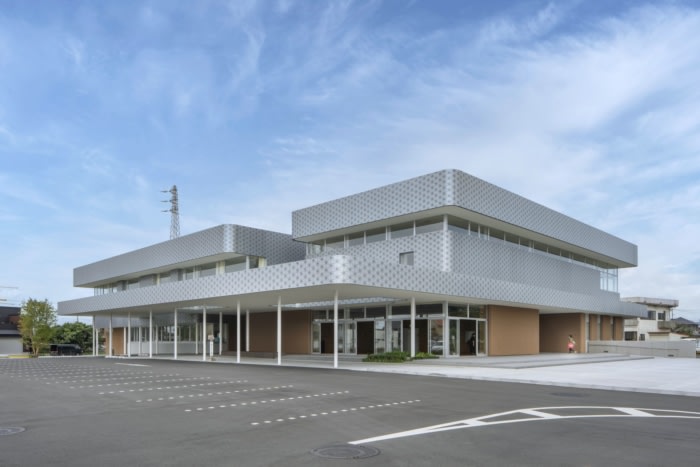 Kozakai Kifukan Community Center - 0