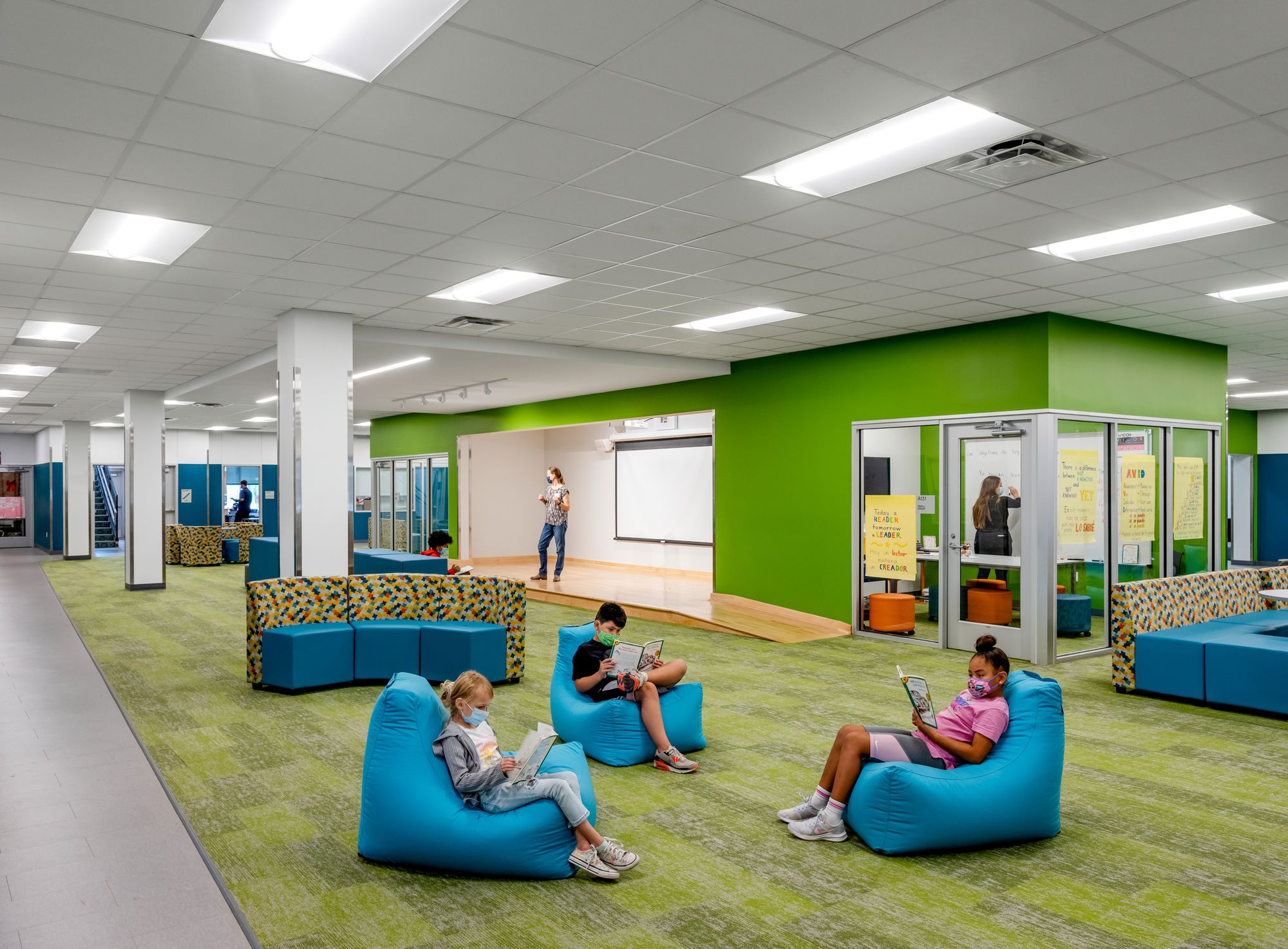 Sánchez Elementary School Modernization - Education Snapshots