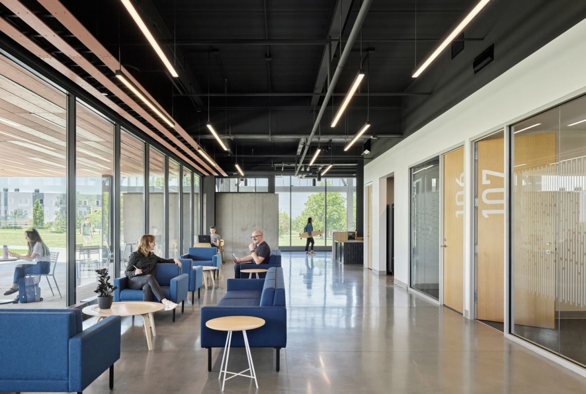 Southeast Community College Academic Excellence Center Education
