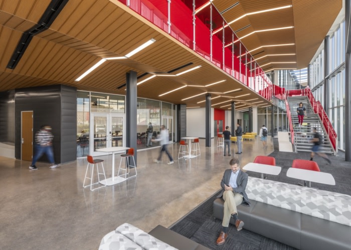 University of Houston - Victoria STEM Building - Education Snapshots