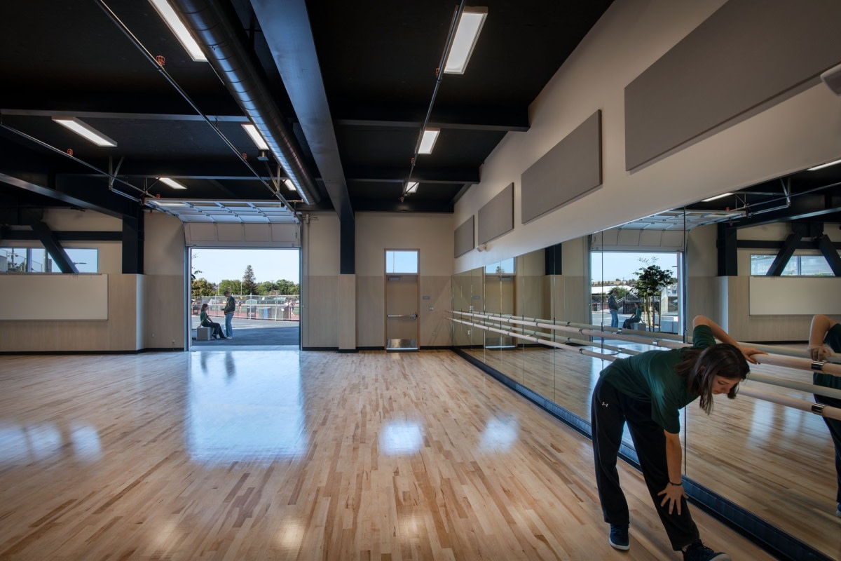 Livermore High School Athletic Complex and Aquatic Center Education