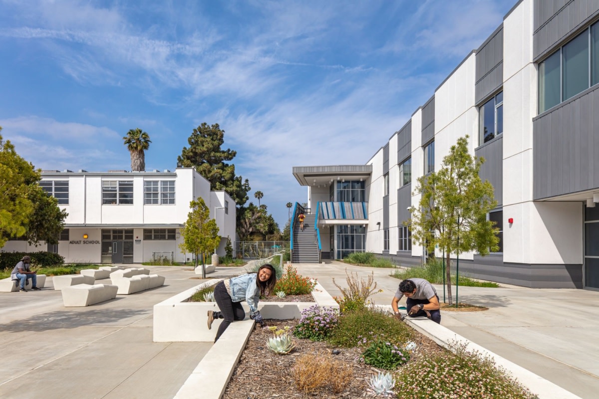 Venice High School Comprehensive Renewal - Education Snapshots