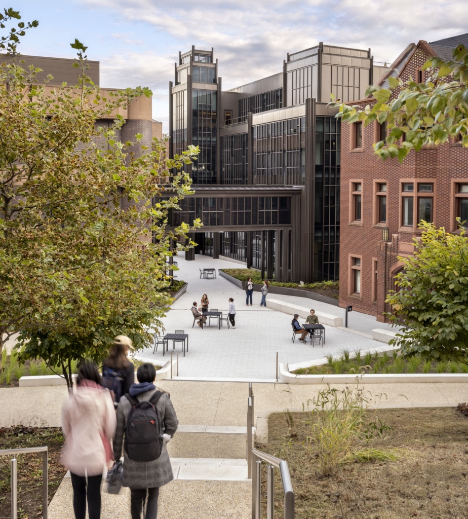 Yale Peabody Museum - Education Snapshots