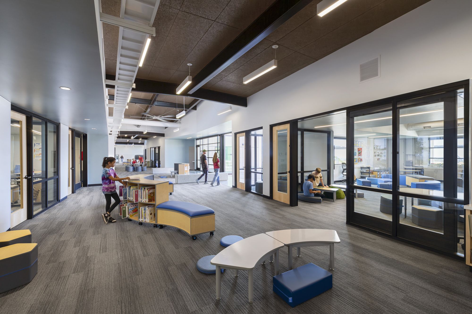 Del Mar Heights School Education Snapshots