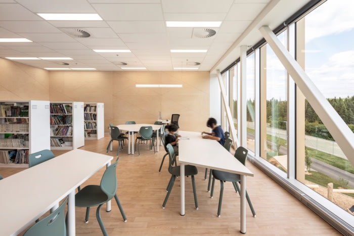 Manawan Awacak Okiskinohamatowikamikowaw Elementary School - 0