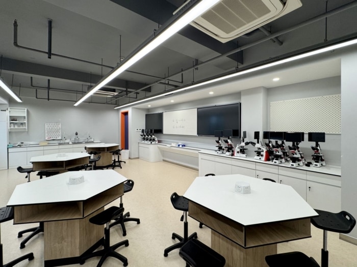 Shanghai High School International Division - Creative Center - 0