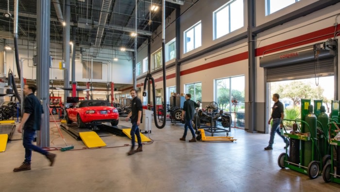 Austin Universal Technical Institute - Teaching Lab and Automotive Facility - 0