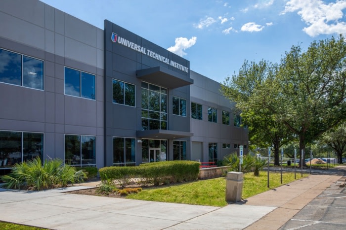 Austin Universal Technical Institute - Teaching Lab and Automotive Facility - 0