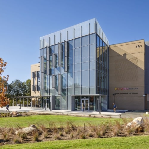 recent Greenville Technical College – Prisma Health Center for Health and Life Sciences education design projects