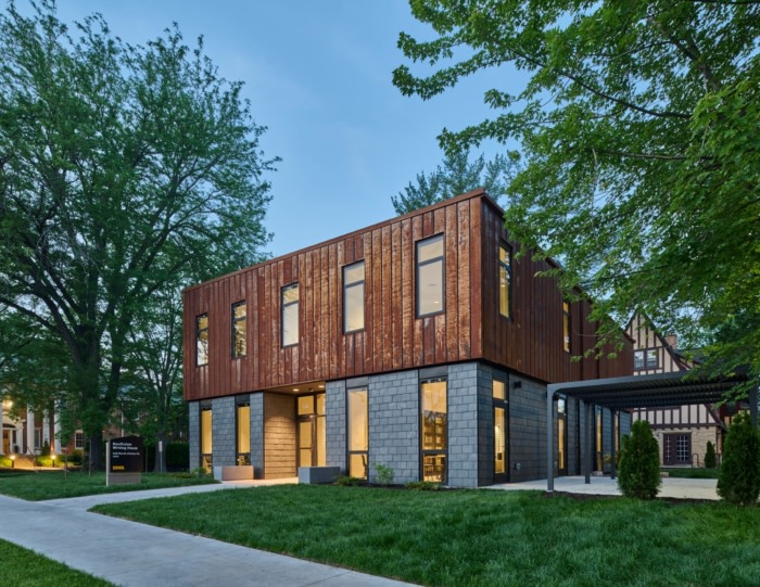 University of Iowa - Nonfiction Writing House - 0