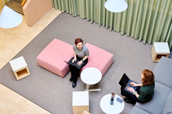 University of Stuttgart - Aquarium Learning Space - 0