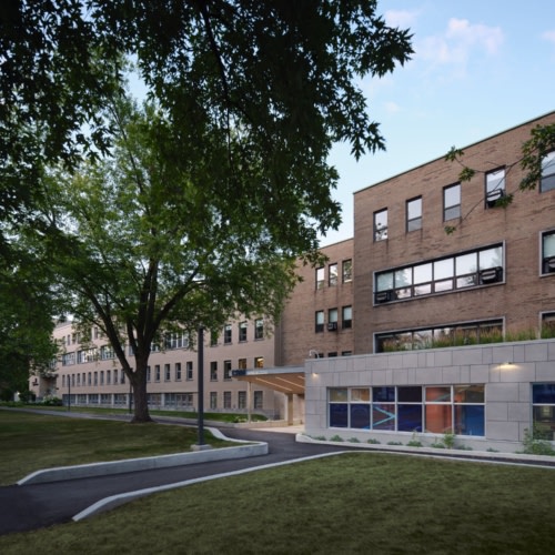 recent Reine-Marie College – Fitness Facility and New Student Entrance education design projects