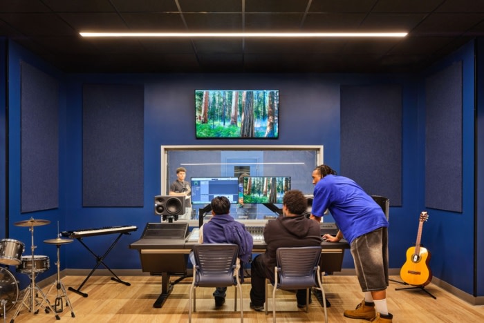 Compton High School - 0