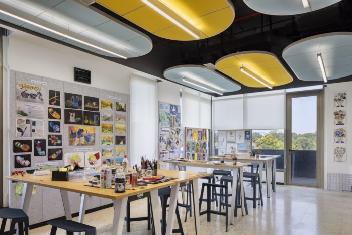 Wellington College International - 0