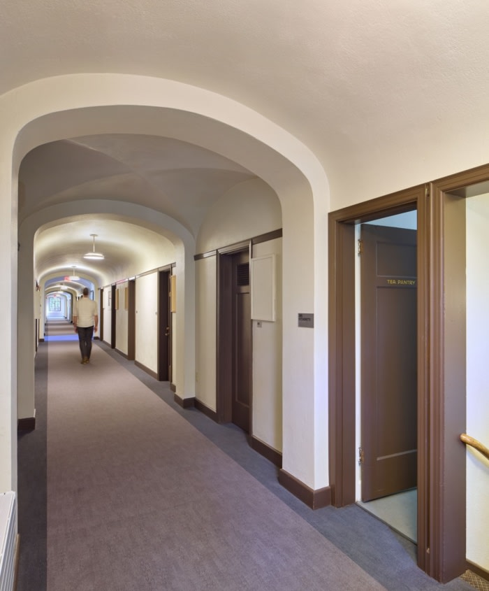 Northeastern University Oakland - Mary Morse Hall - 0