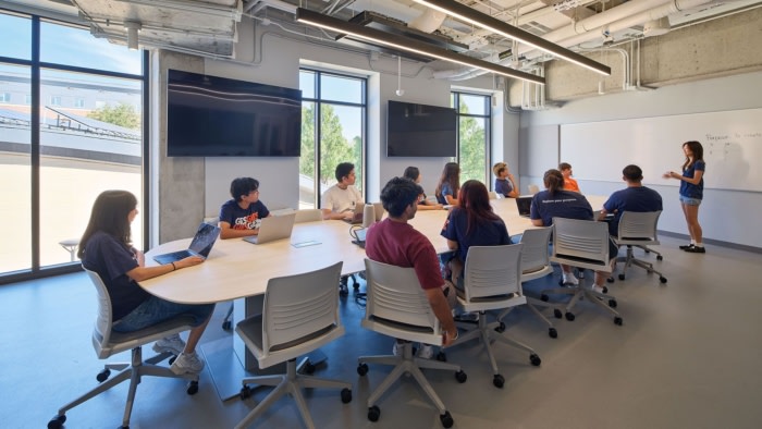 University of Illinois Urbana-Champaign - Steven S. Wymer Hall - 0