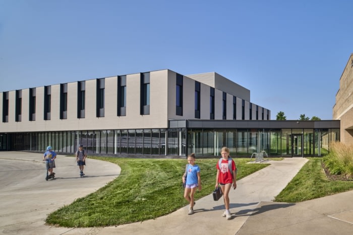 Pella Middle & Jefferson Addition - 0