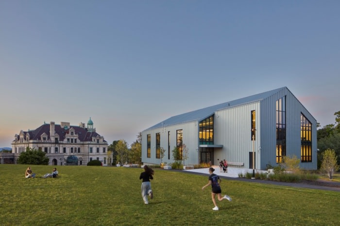Masters School - Innovation and Entrepreneurship Center - 0