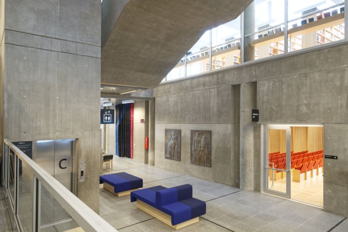 Oulu Central Library - 0
