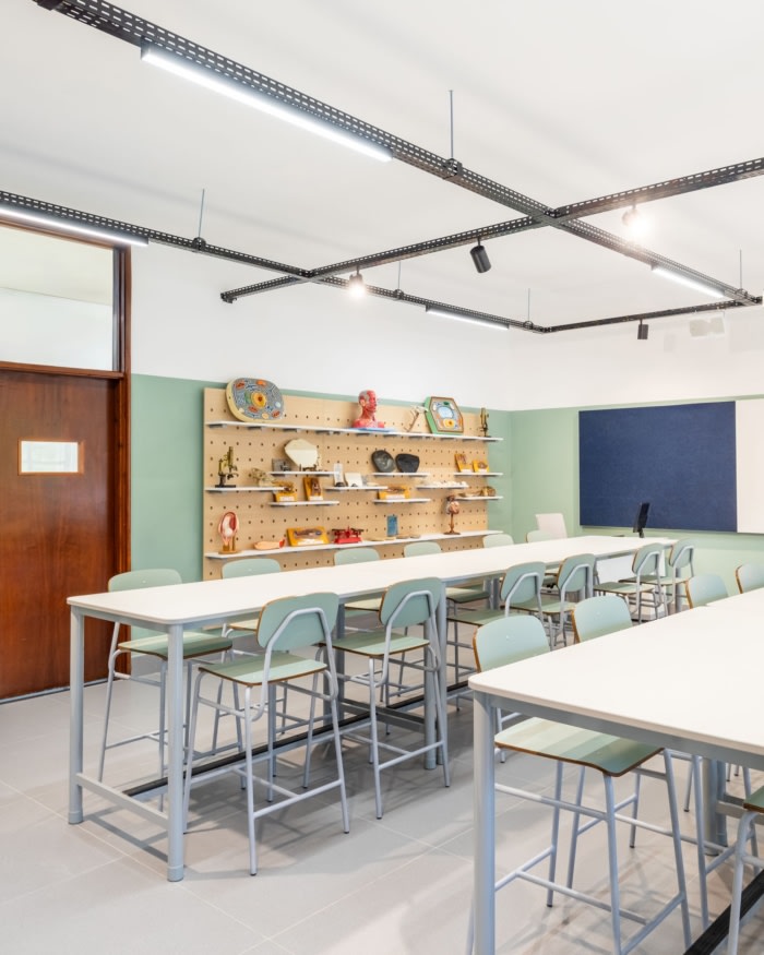 Santa Maria School - Arts and Sciences Laboratories - 0