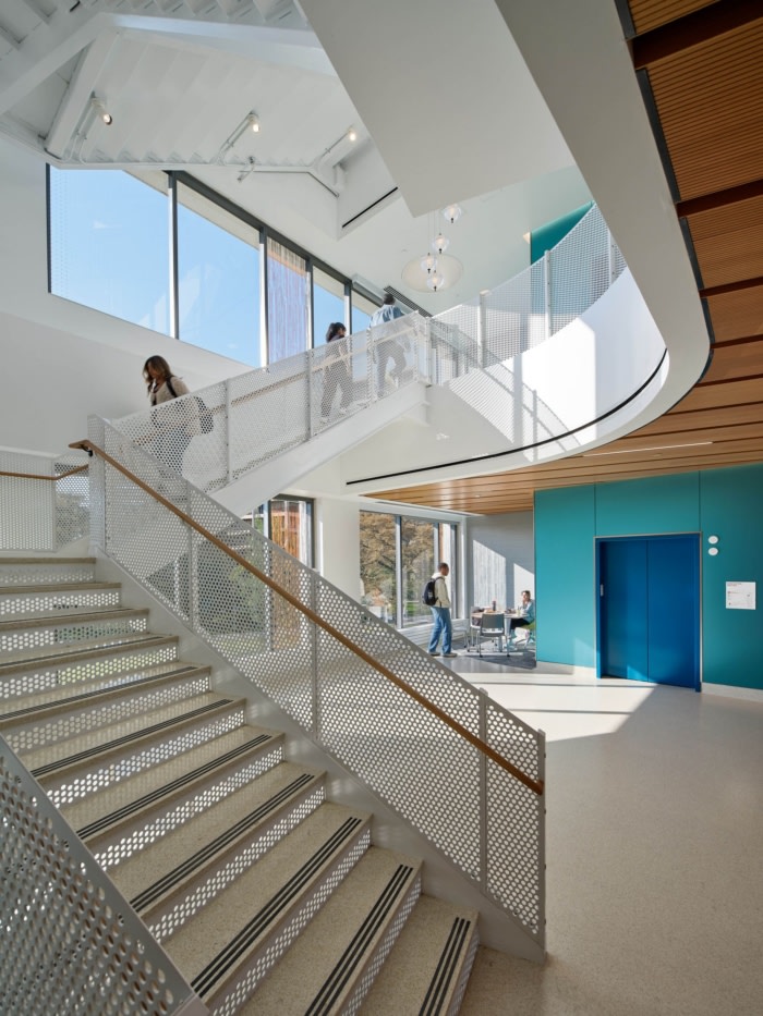University of Illinois Chicago - Computer Design, Research, and Learning Center - 0