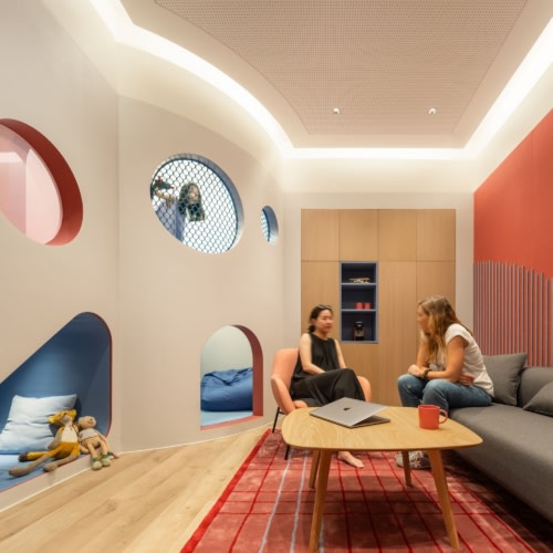 recent Western Academy of Beijing – Admissions Meeting Room education design projects