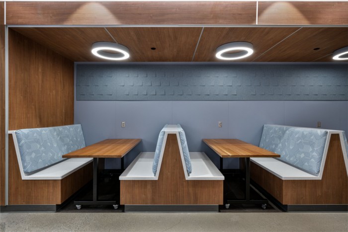 Wayne High School and New Tech Academy - Dining - 0
