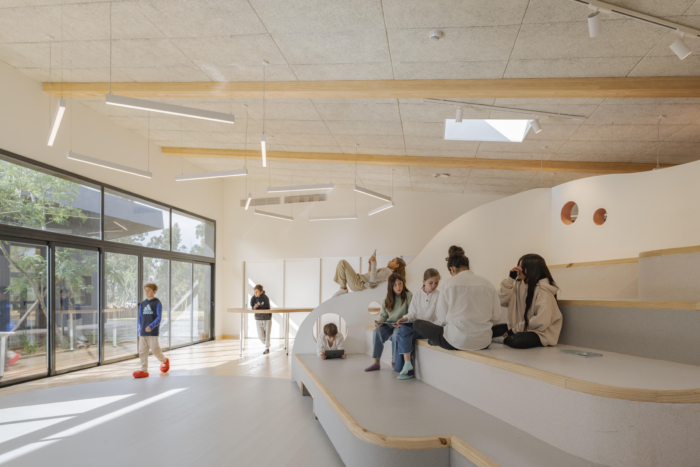 The Garzón School - 0